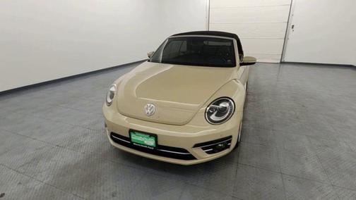 2019 Volkswagen Beetle 2.0T SE