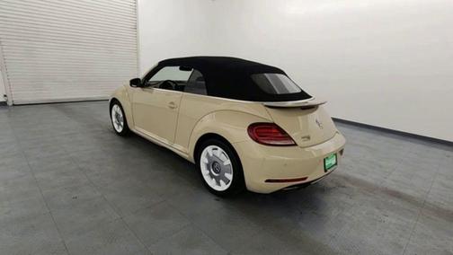 2019 Volkswagen Beetle 2.0T SE