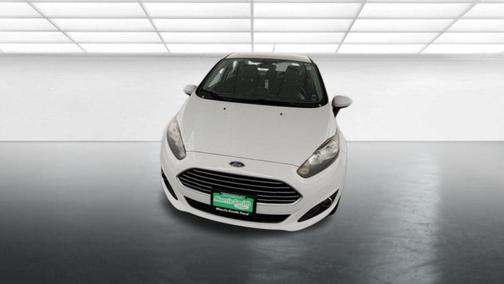 Oxford White 2019 Ford Fiesta SE