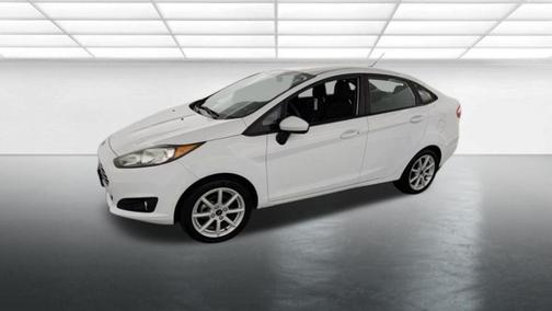 Oxford White 2019 Ford Fiesta SE