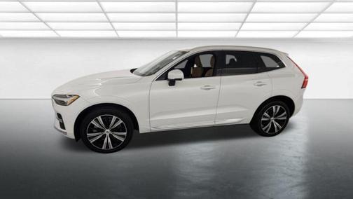 2022 Volvo XC60 B6 Inscription