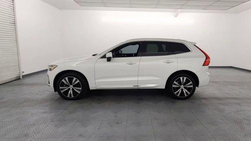 2022 Volvo XC60 B6 Inscription