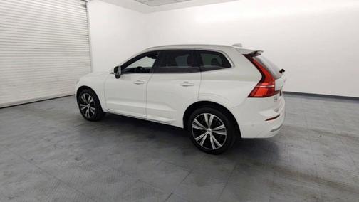 2022 Volvo XC60 B6 Inscription