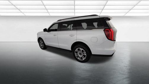 Space Silver Metallic 2026 Ford Expedition Active
