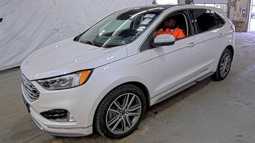 2019 Ford Edge Titanium