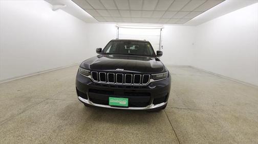 2022 Jeep Grand Cherokee L Laredo