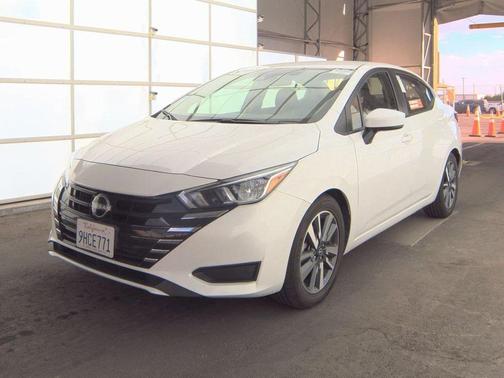 2023 Nissan Versa 1.6 SV