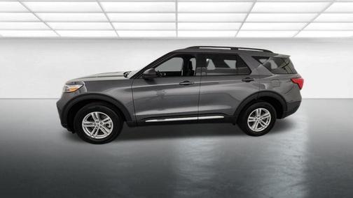 Carbonized Gray Metallic 2022 Ford Explorer XLT