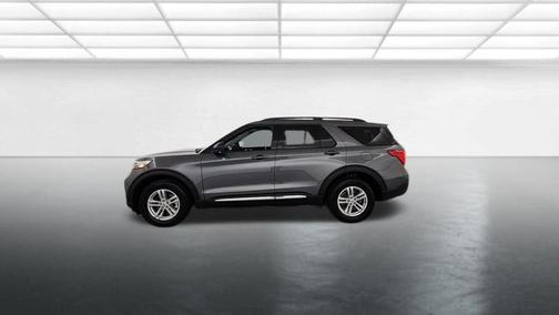 Carbonized Gray Metallic 2022 Ford Explorer XLT