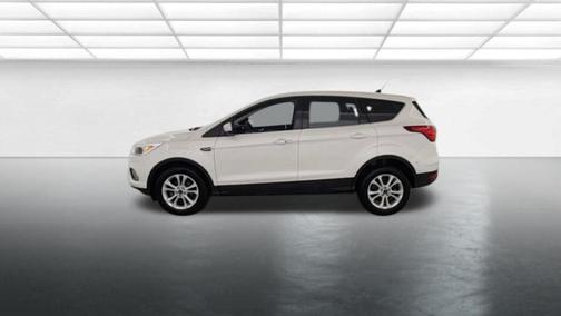 White Platinum Clearcoat Metallic 2019 Ford Escape SE