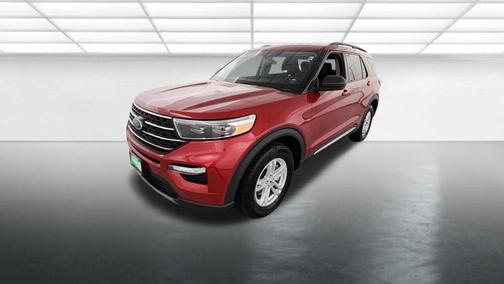 Rapid Red Metallic Tinted Clearcoat 2023 Ford Explorer XLT