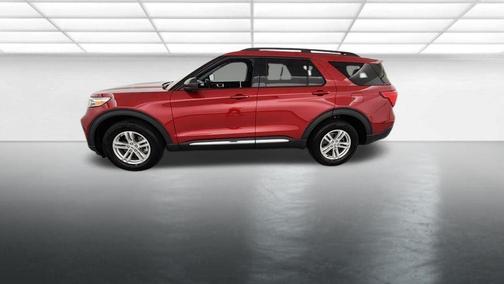 Rapid Red Metallic Tinted Clearcoat 2023 Ford Explorer XLT