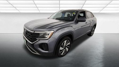 Platinum Gray Metallic 2024 Volkswagen Atlas Cross Sport 2.0T SE w/Technology 4MOTION