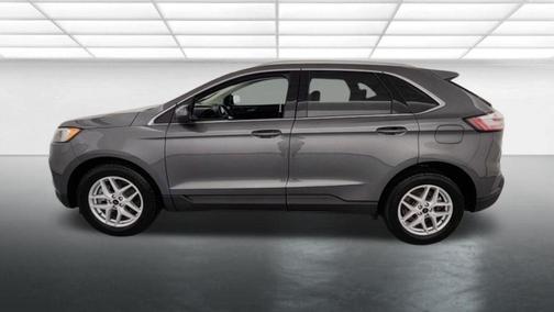 Carbonized Gray Metallic 2023 Ford Edge SEL
