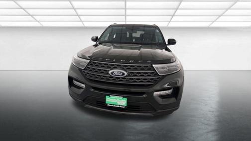 Forged Green Metallic 2023 Ford Explorer XLT