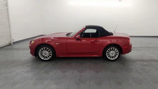 2018 FIAT 124 Spider Base