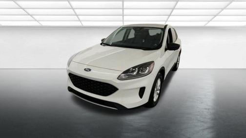 Star White Metallic Tri-Coat 2022 Ford Escape SE