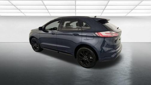 Stone Blue Metallic 2024 Ford Edge SE