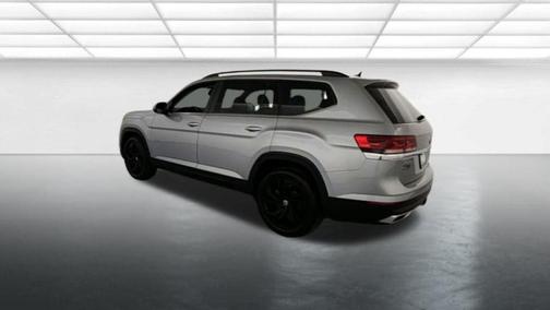 2023 Volkswagen Atlas 3.6L SE w/Technology