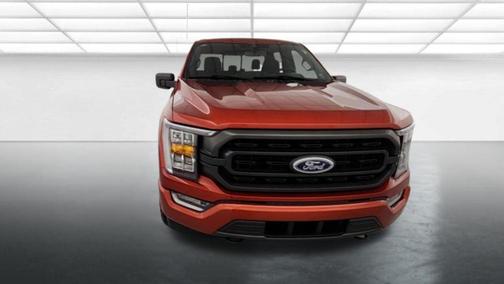 Hot Pepper Red Metallic Tinted Clearcoat 2023 Ford F-150 XLT