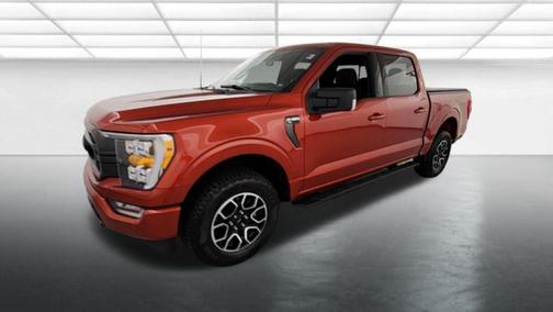 Hot Pepper Red Metallic Tinted Clearcoat 2023 Ford F-150 XLT