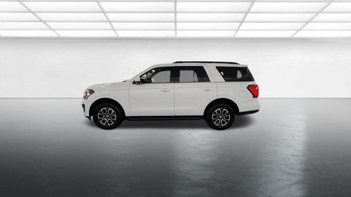 Oxford White 2024 Ford Expedition XLT