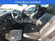 Star White Metallic Tri-Coat 2022 Ford Explorer Limited