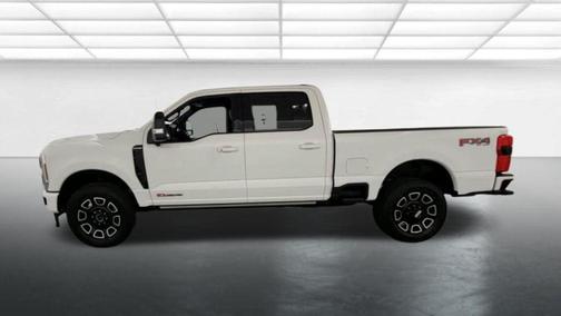 Star White Metallic Tri-Coat 2026 Ford F-250 Platinum