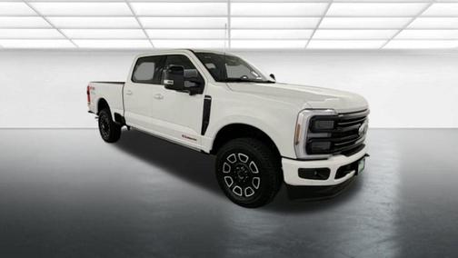 Star White Metallic Tri-Coat 2026 Ford F-250 Platinum