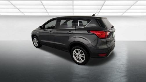 Magnetic 2019 Ford Escape SE