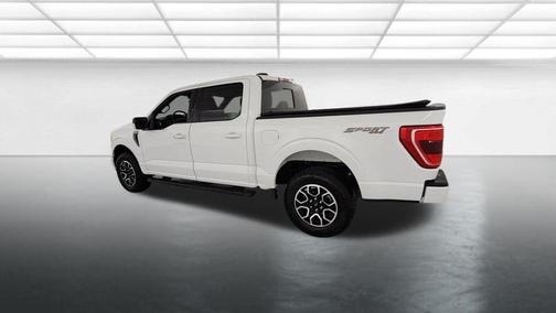 Oxford White 2023 Ford F-150 XLT