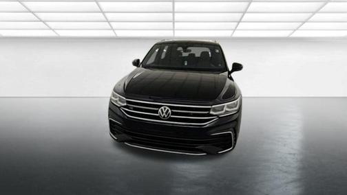 2022 Volkswagen Tiguan 2.0T SEL R-Line 4MOTION
