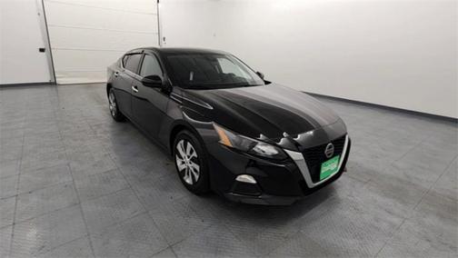 2022 Nissan Altima S FWD