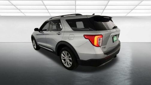 Iconic Silver Metallic 2023 Ford Explorer XLT