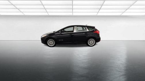 Shadow Black 2017 Ford Focus SE