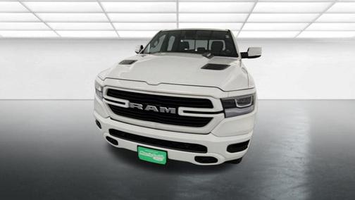 Bright White Clearcoat 2020 RAM 1500 Laramie