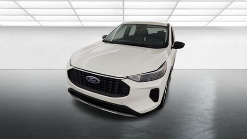 Star White Metallic Tri-Coat 2023 Ford Escape Active