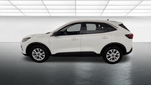Star White Metallic Tri-Coat 2023 Ford Escape Active