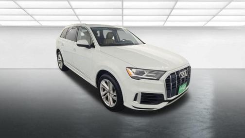 2023 Audi Q7 45 Premium Plus
