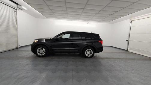 2023 Ford Explorer Base