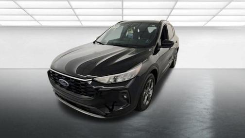 Agate Black Metallic 2024 Ford Escape ST-Line Select