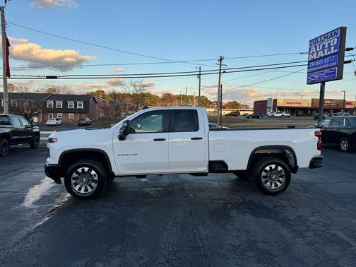 2024 Chevrolet Silverado 2500 Custom