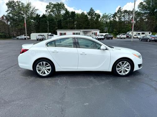 2016 Buick Regal 4dr Sdn Premium I FWD