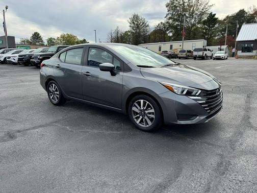2023 Nissan Versa 1.6 SV