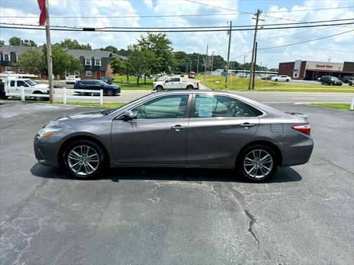 2016 Toyota Camry XLE