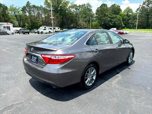 2016 Toyota Camry XLE