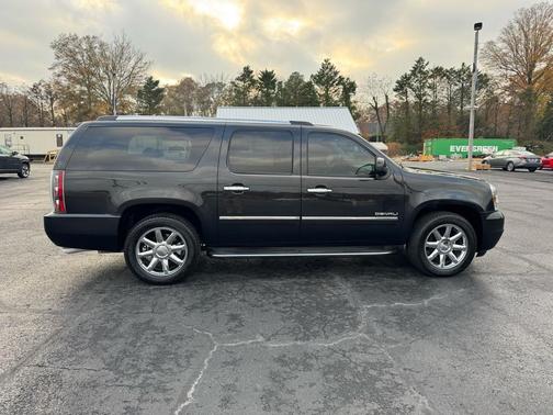2011 GMC Yukon XL Denali