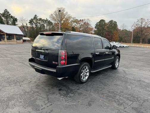 2011 GMC Yukon XL Denali