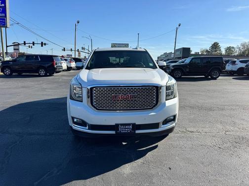 2017 GMC Yukon XL Denali