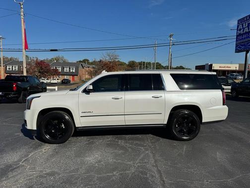 2017 GMC Yukon XL Denali